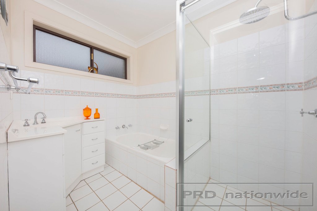 18 Galway Crescent METFORD 12