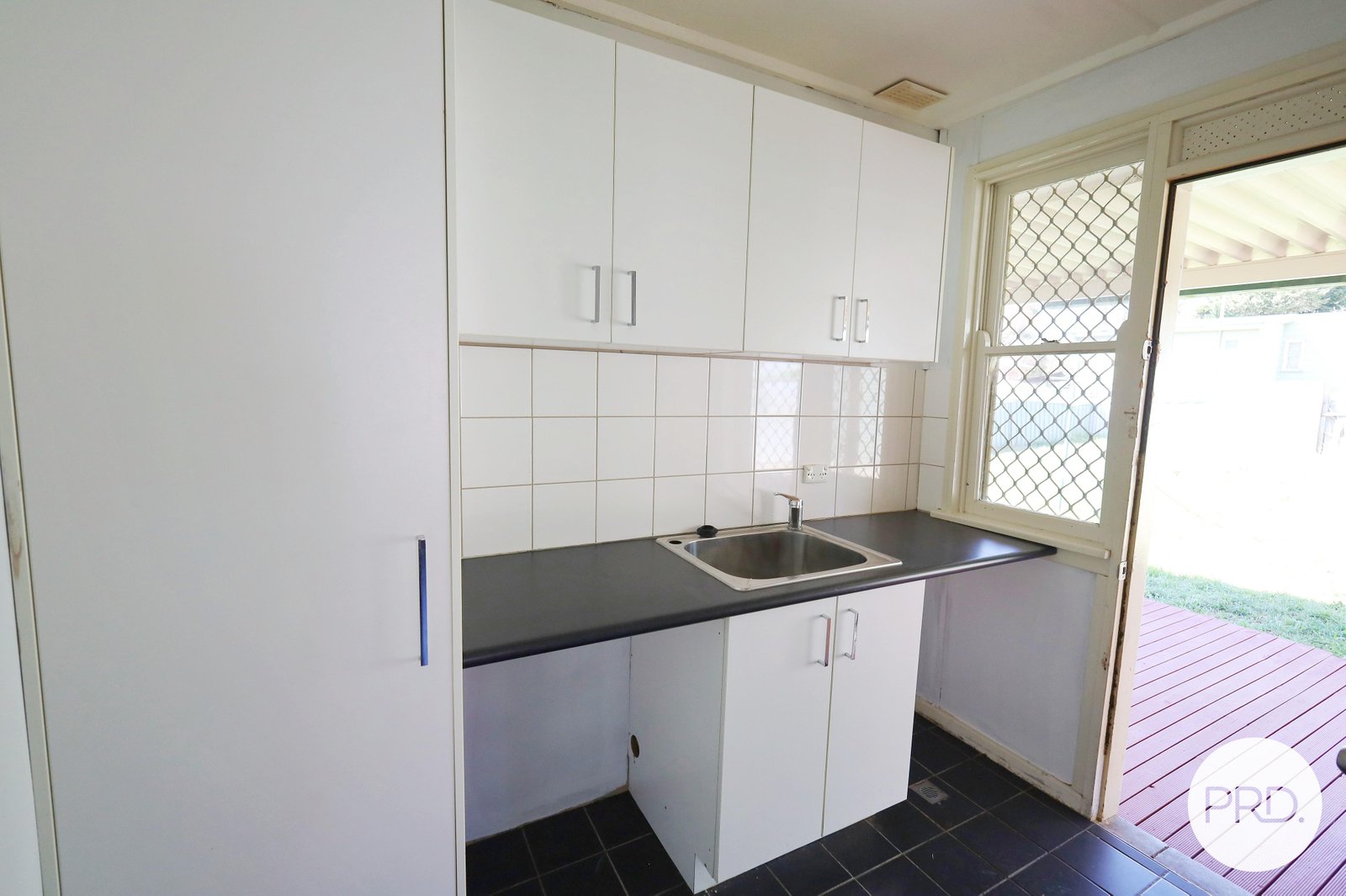 18 Garema Road ORANGE 6