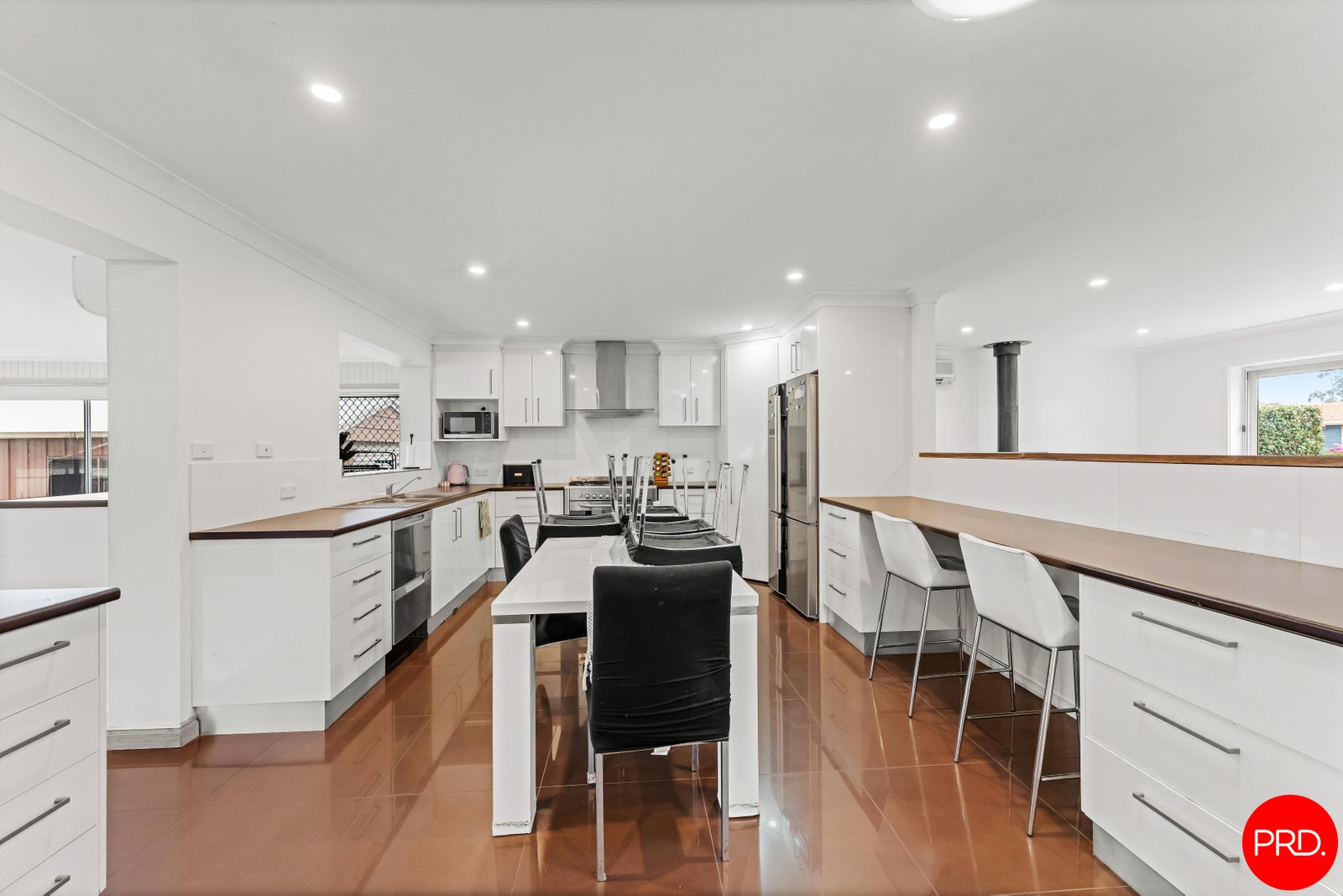 18 Garrong Avenue QUEANBEYAN WEST 6