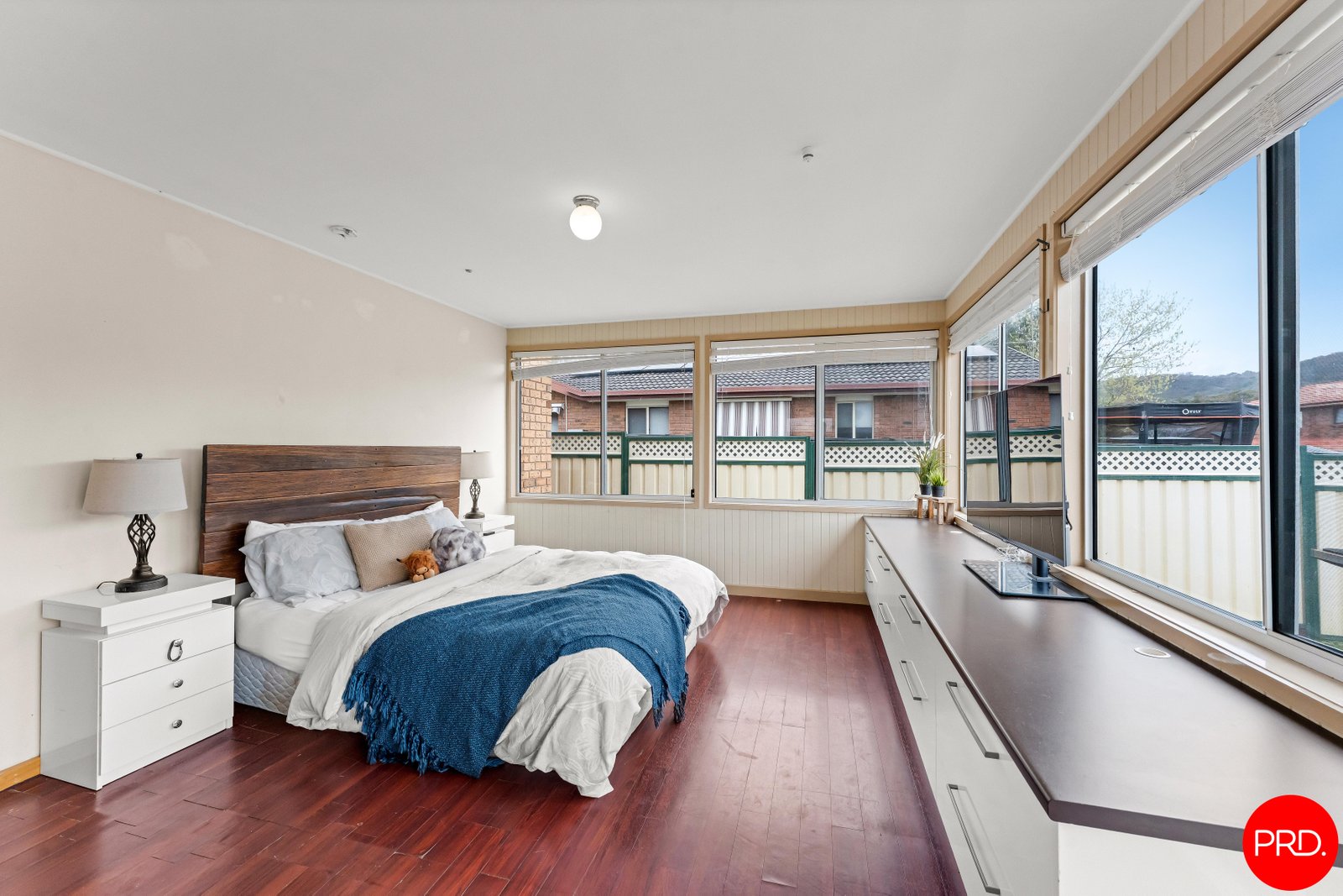 18 Garrong Avenue QUEANBEYAN WEST 9