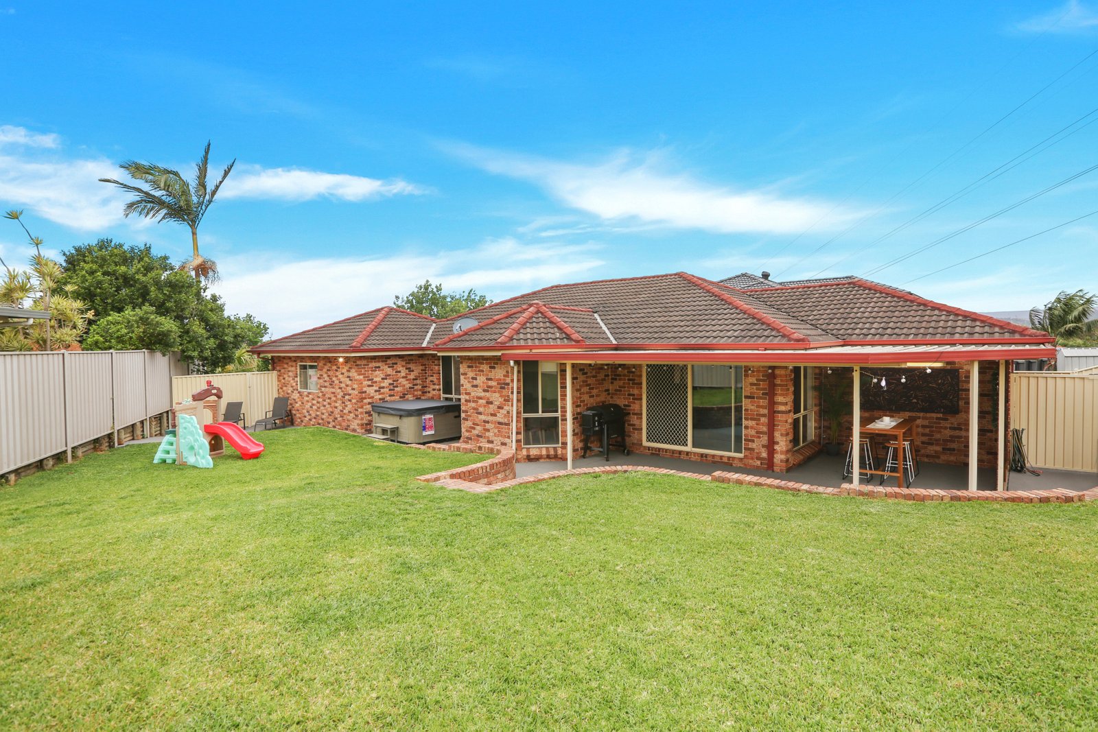 18 Glengarry Way HORSLEY 13
