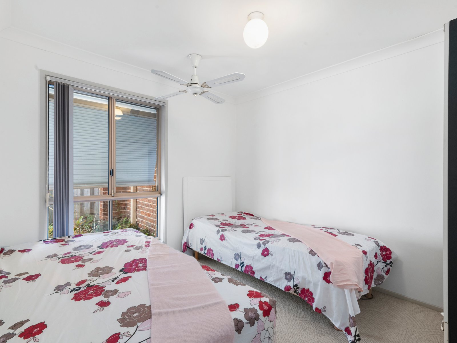 18 Goldvilla Drive ELANORA 9