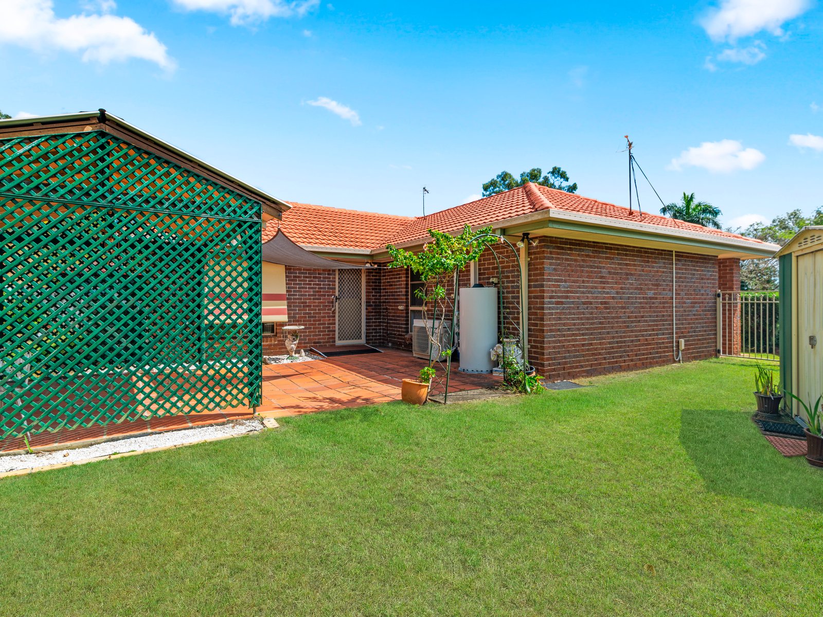 18 Goldvilla Drive ELANORA 14