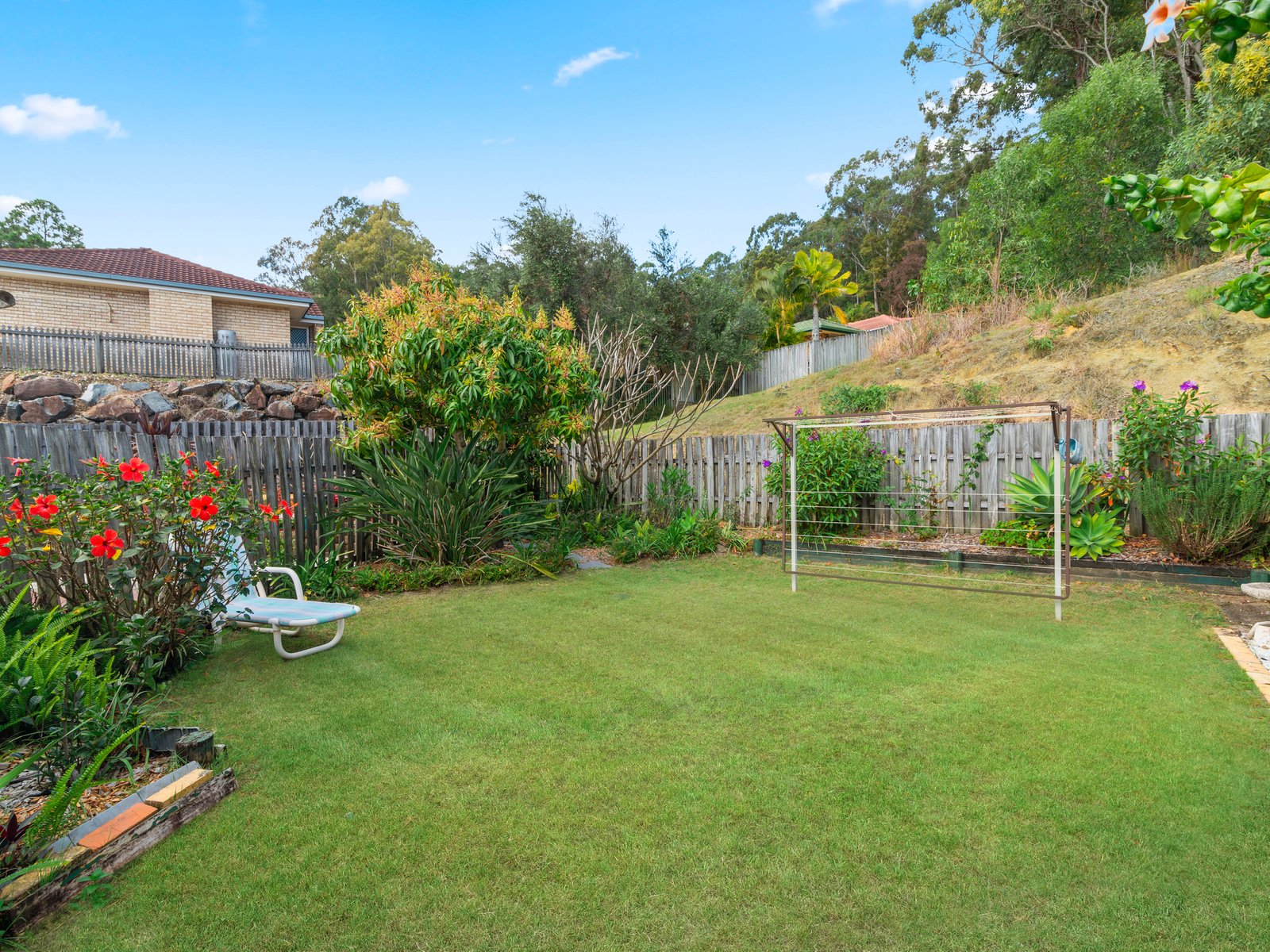 18 Goldvilla Drive ELANORA 16