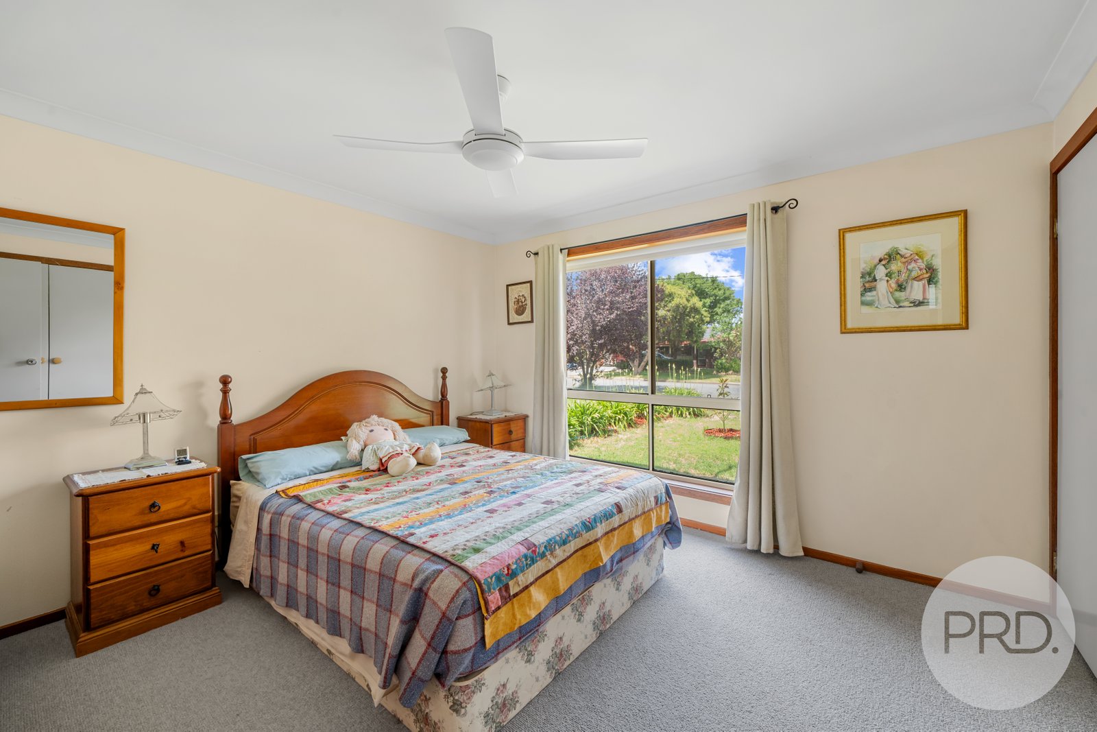 18 Grevillea Crescent LAKE ALBERT 11