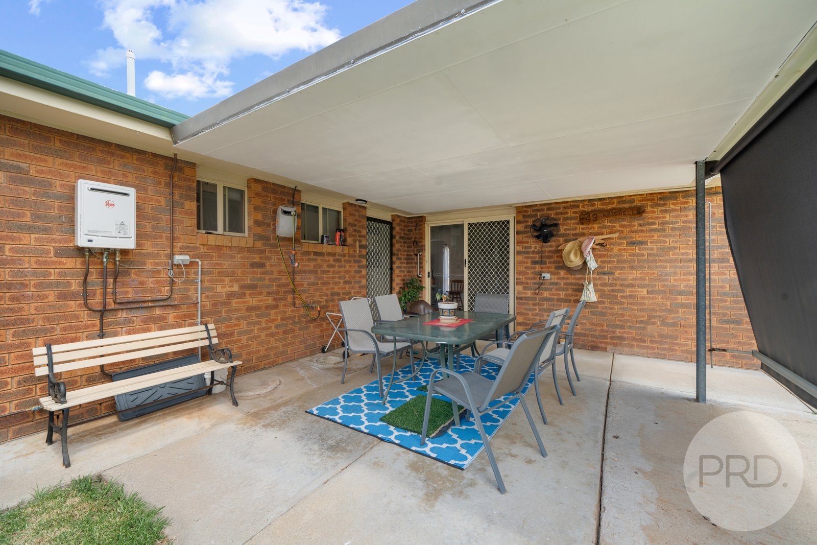 18 Grevillea Crescent LAKE ALBERT 14