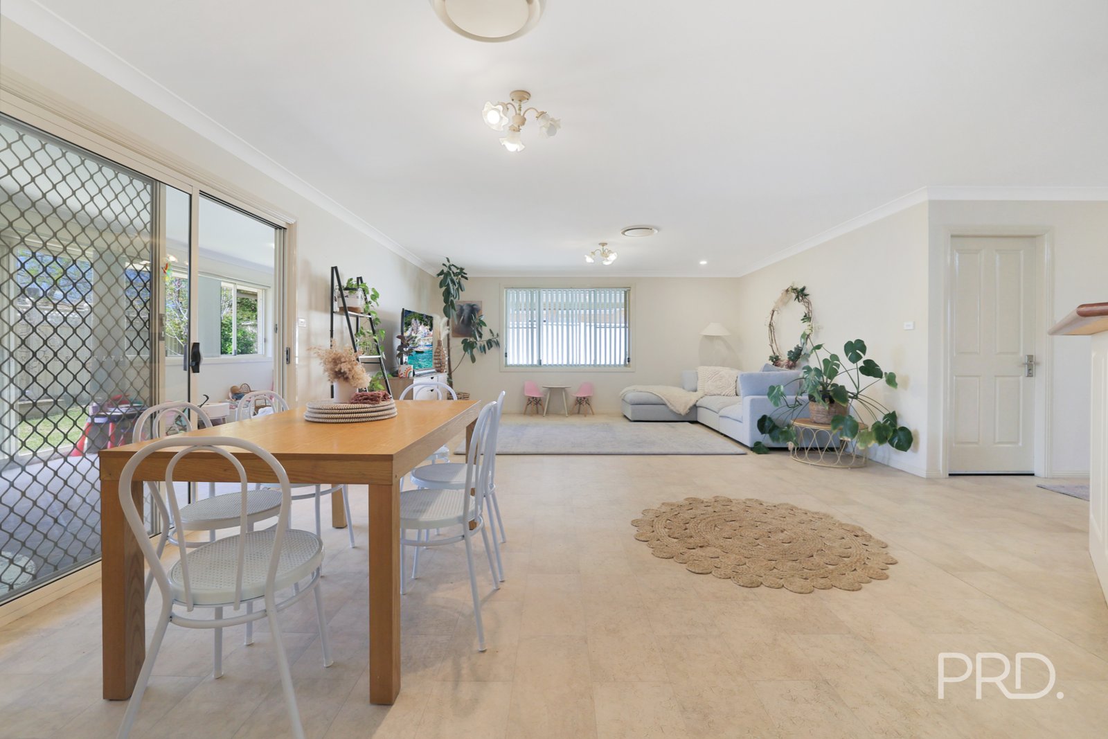 18 Gungurru Close CALALA 10