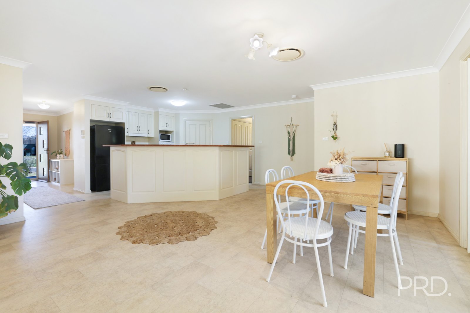 18 Gungurru Close CALALA 15