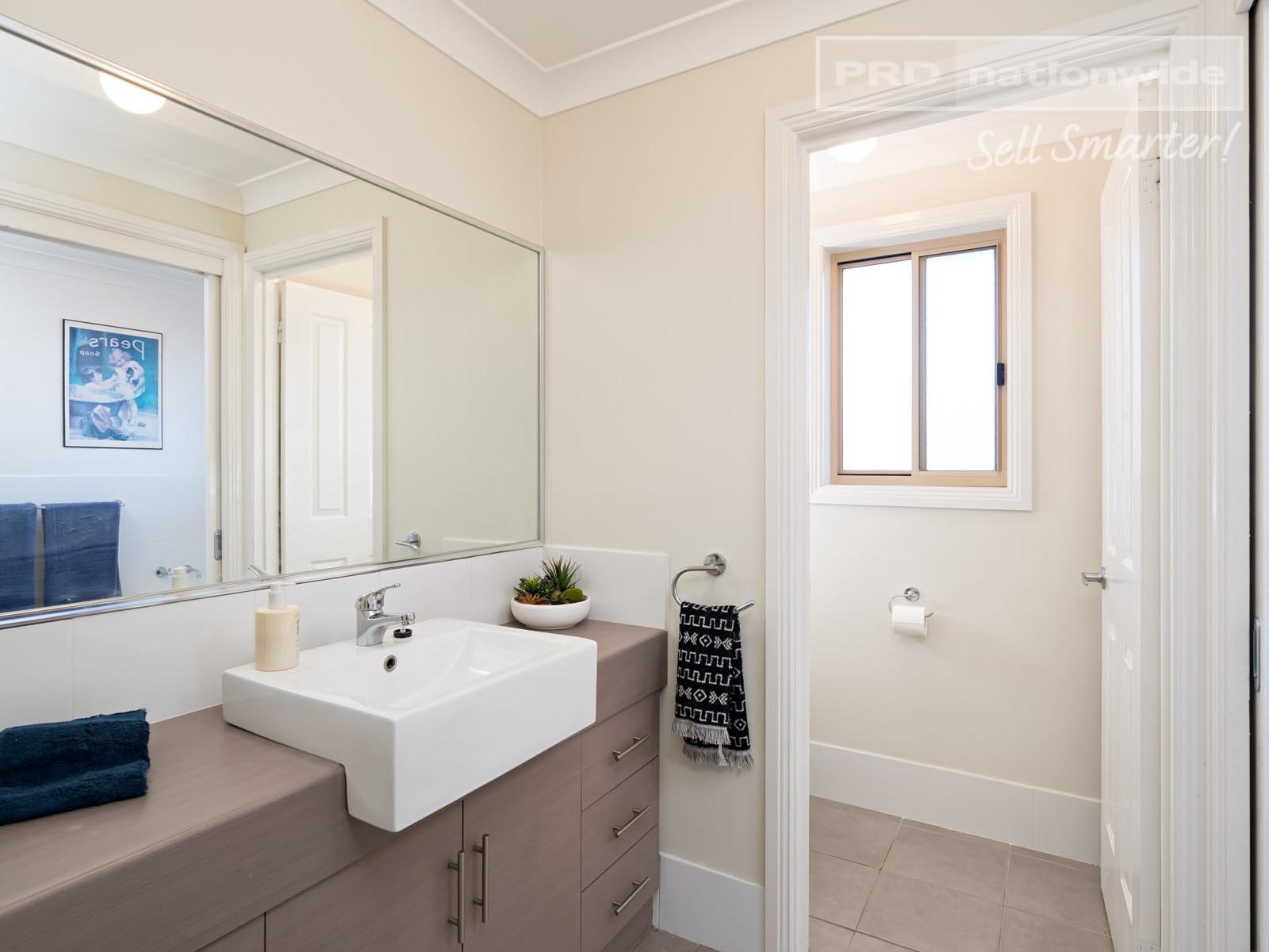 18 Guttler Street URANQUINTY 9