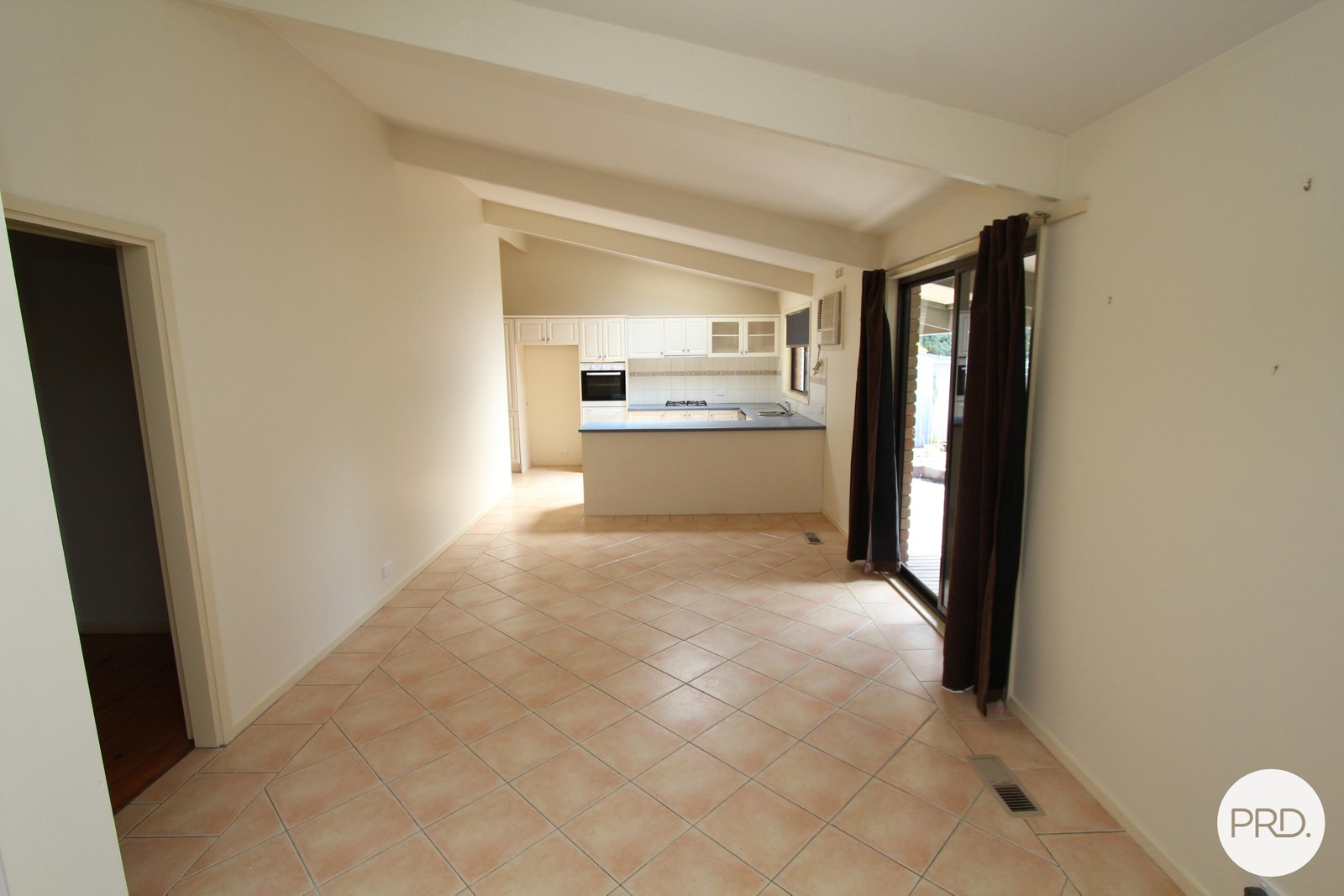 18 Hale Avenue MOUNT CLEAR 12