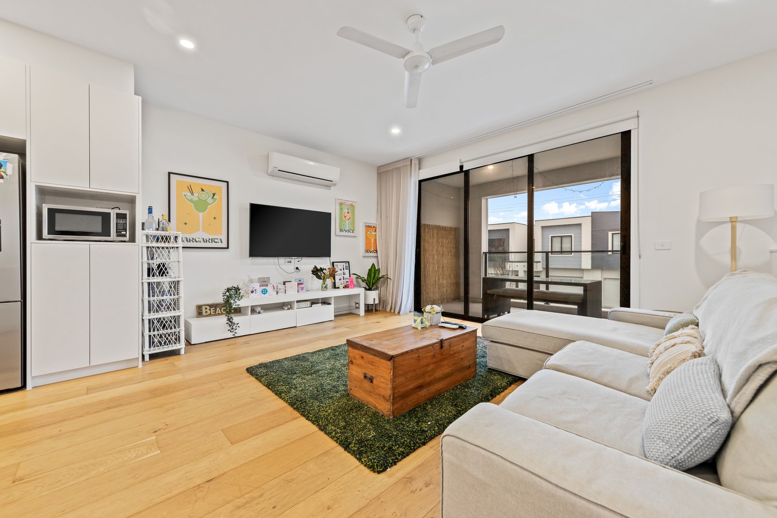 Gallery: 18 Hardy Loop