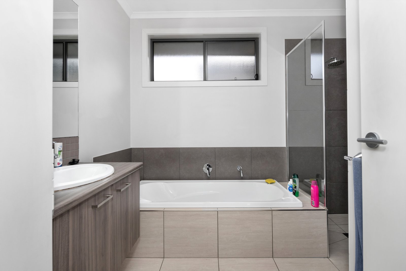 18 Harris Drive LUCAS 6