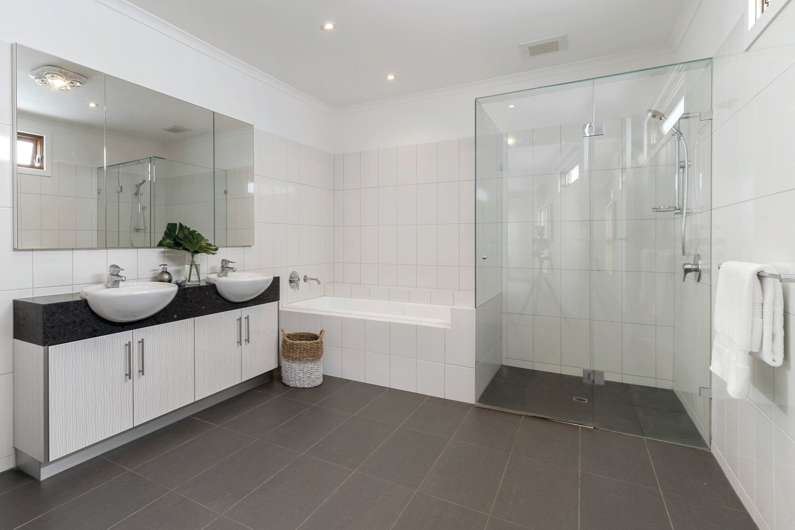 18 Hartington Street, Kew, VIC