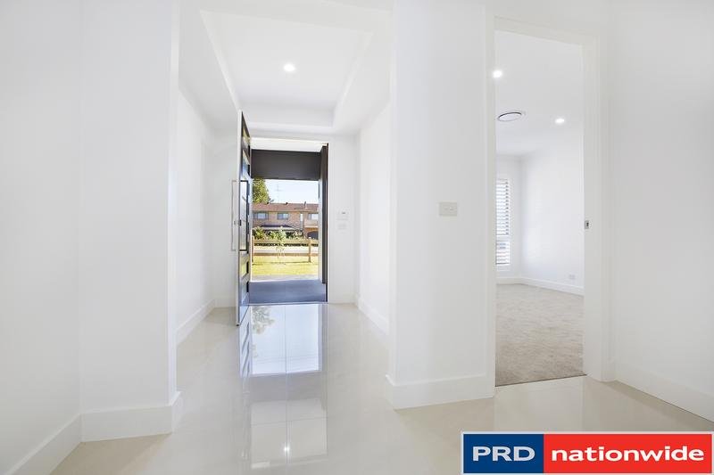 18 Hawkesbury Street PITT TOWN 4