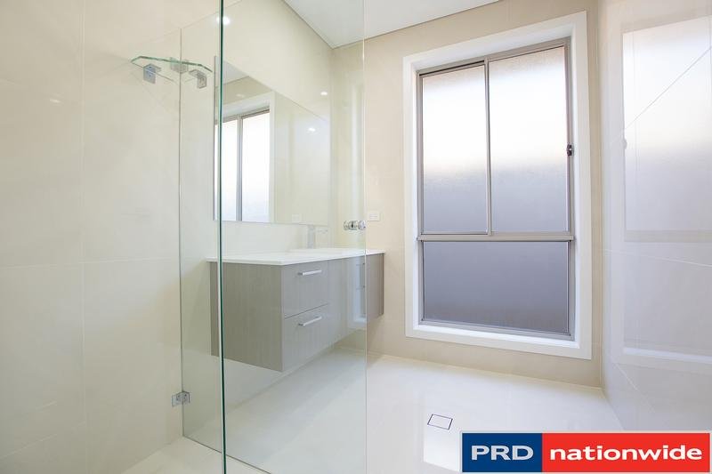 18 Hawkesbury Street PITT TOWN 18