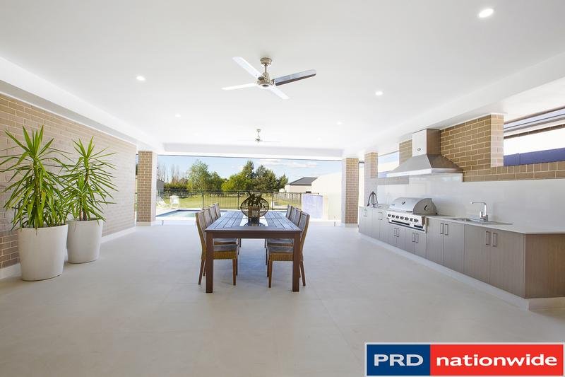 18 Hawkesbury Street PITT TOWN 20