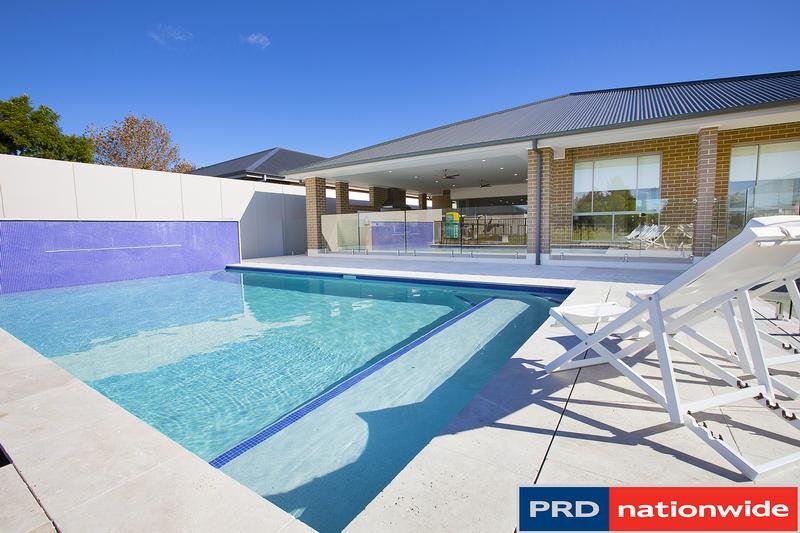 18 Hawkesbury Street PITT TOWN 22