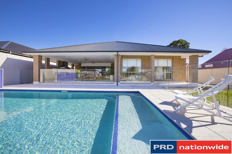 18 Hawkesbury Street PITT TOWN 23