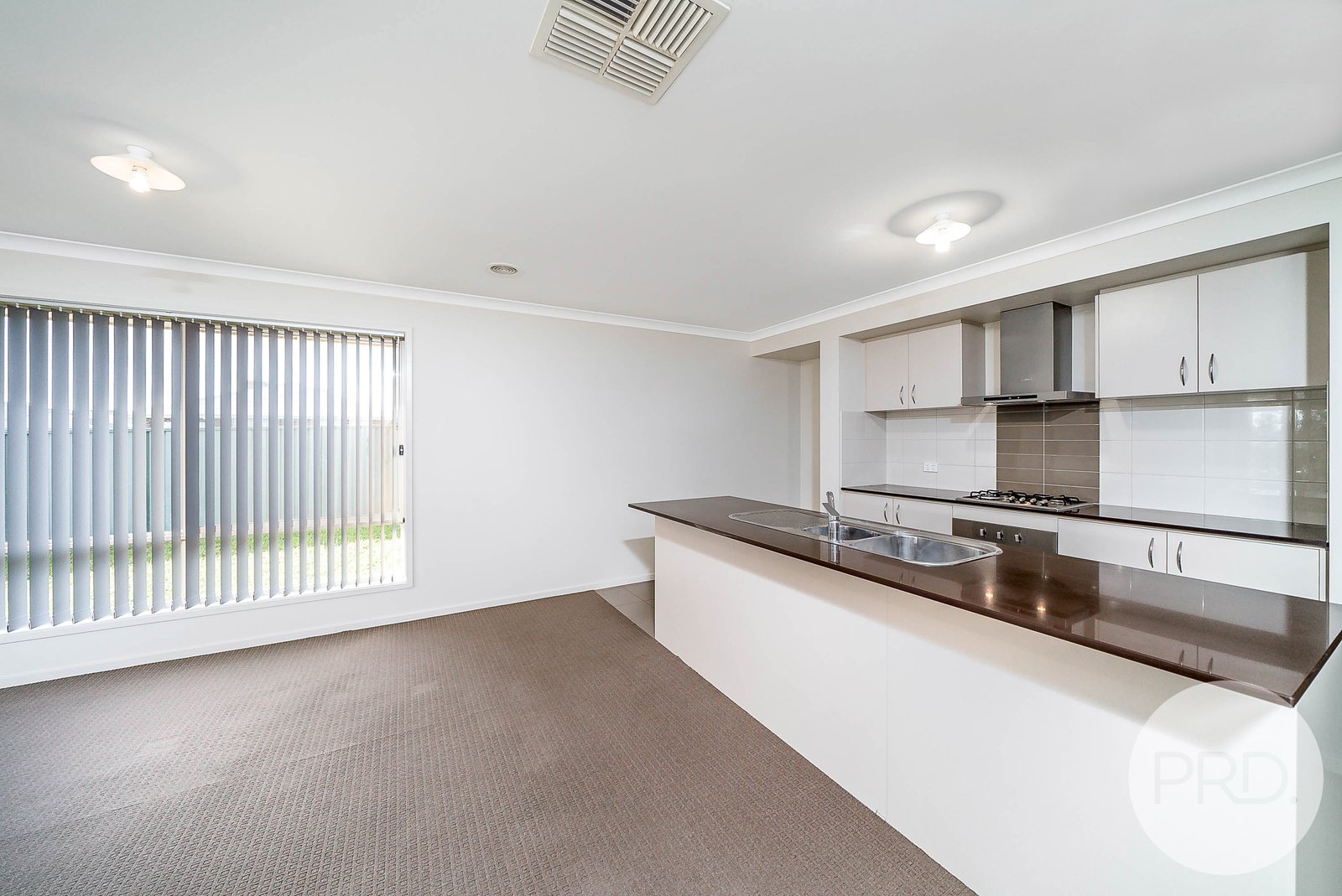 18 Hazelwood Drive FOREST HILL 4