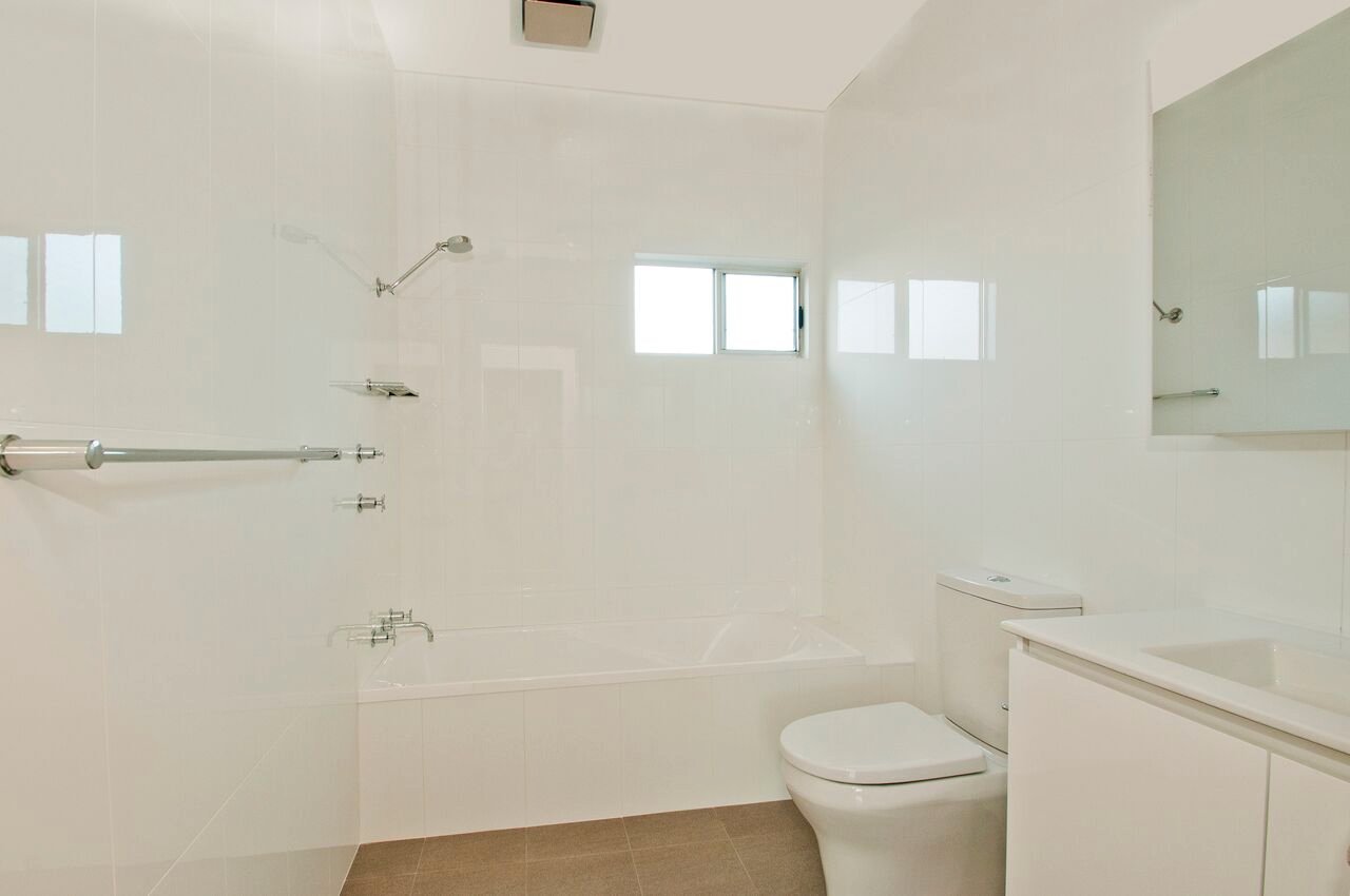 18 Heininger Street DAPTO 4