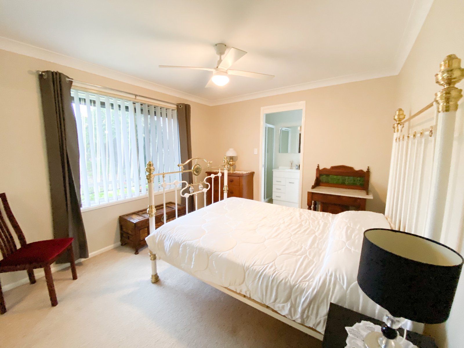 1/8 Helm Close SALAMANDER BAY 6