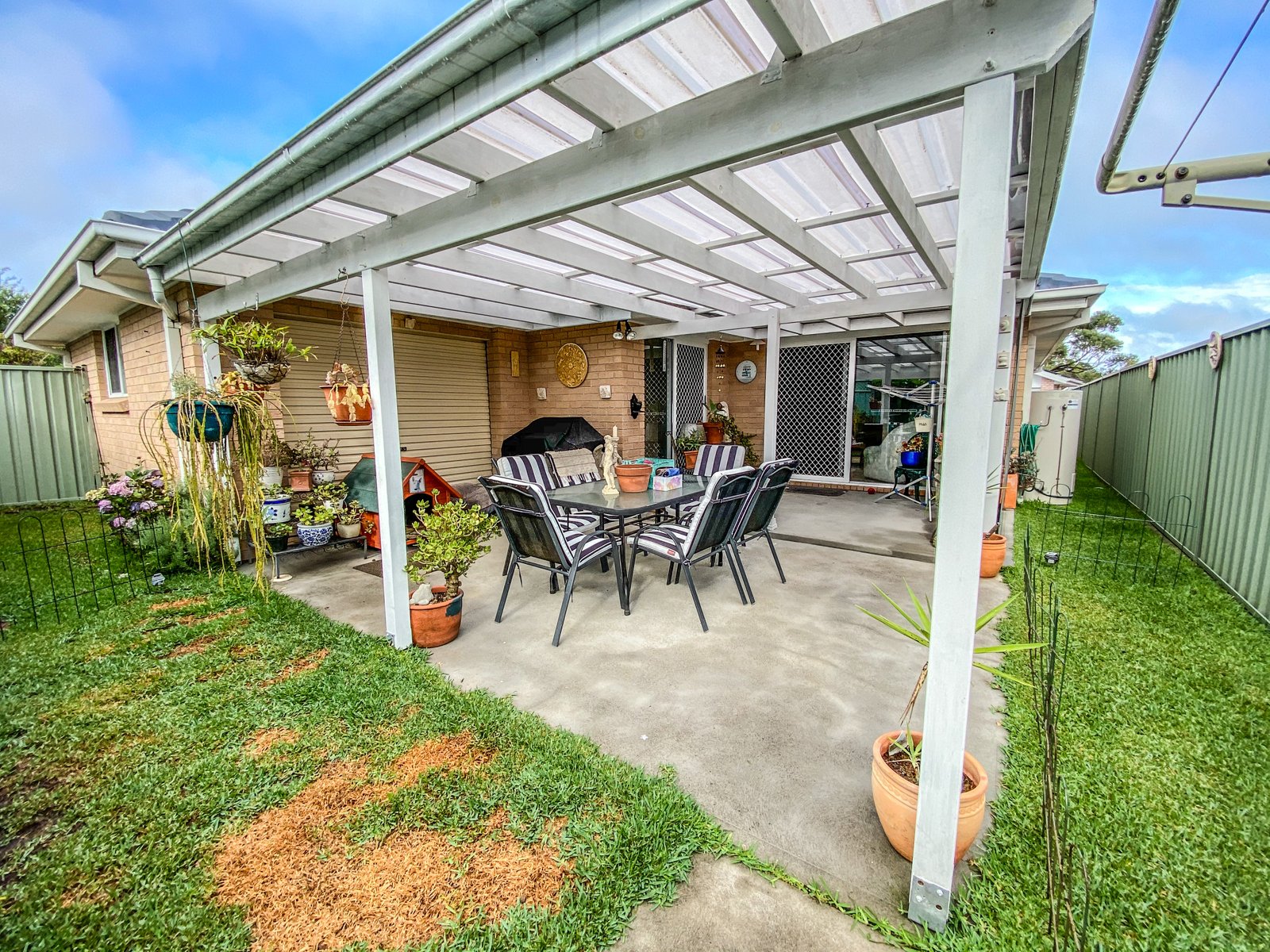 1/8 Helm Close SALAMANDER BAY 9