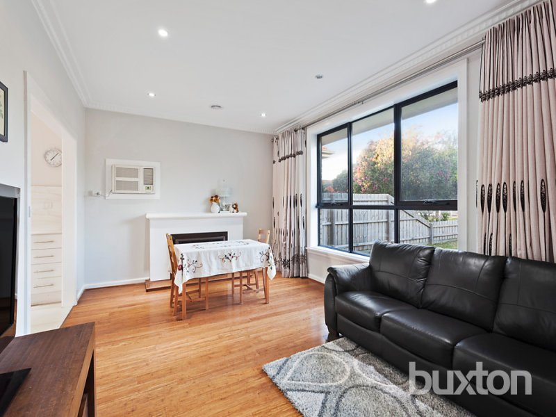 Gallery: 18 Henty Street