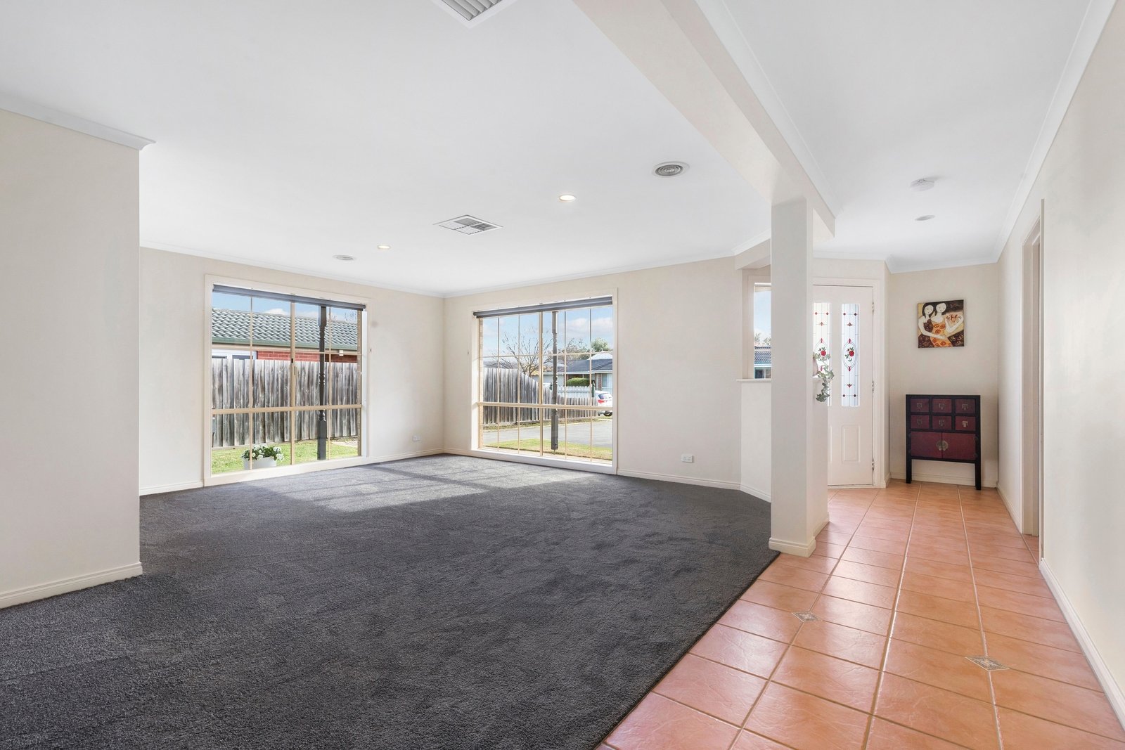 Gallery: 18 Heritage Drive