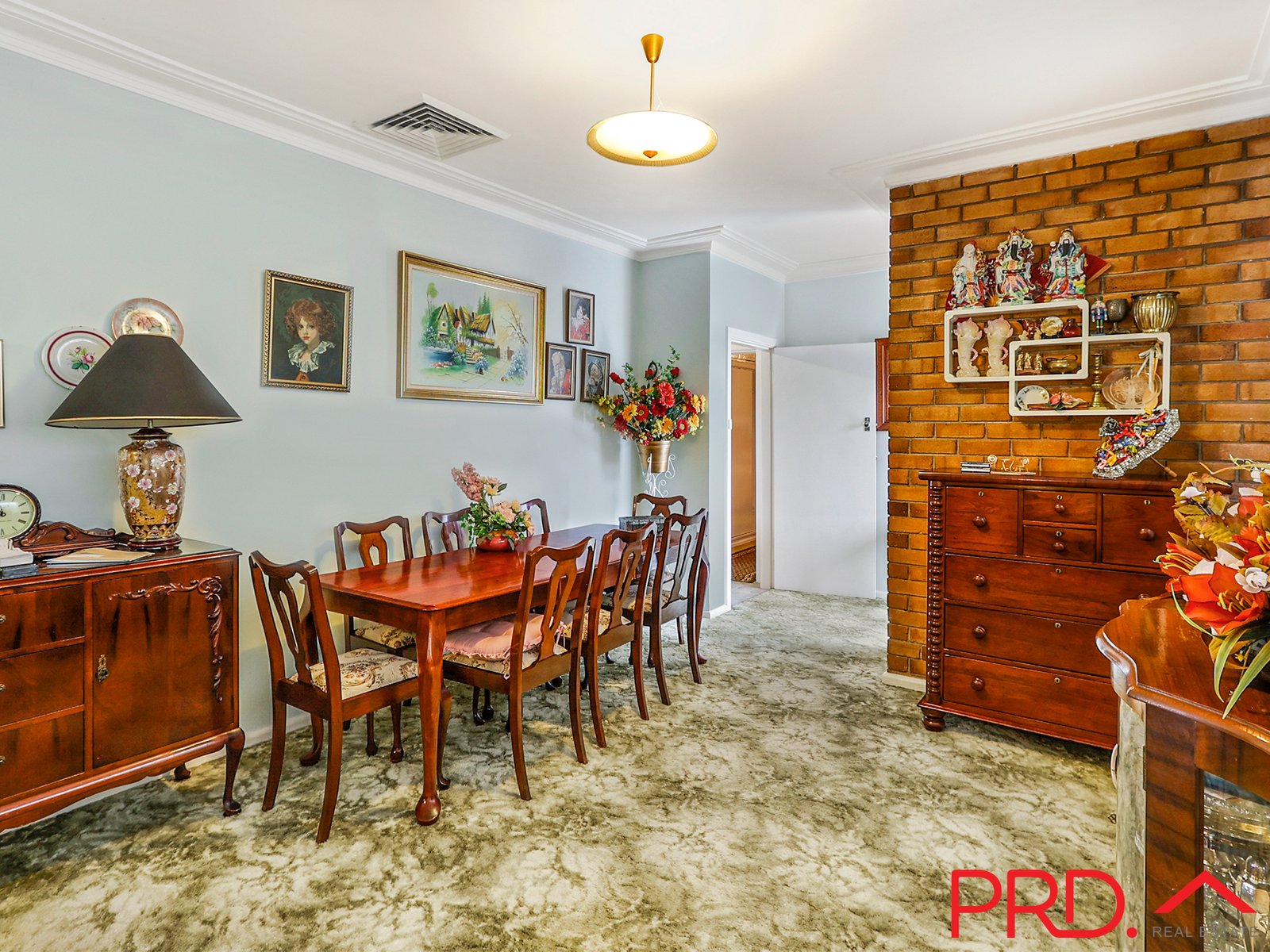 18 Heugh Street TAMWORTH 5