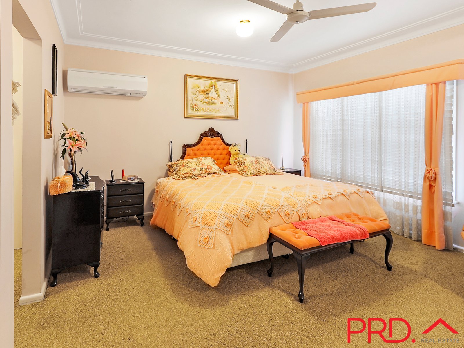 18 Heugh Street TAMWORTH 6