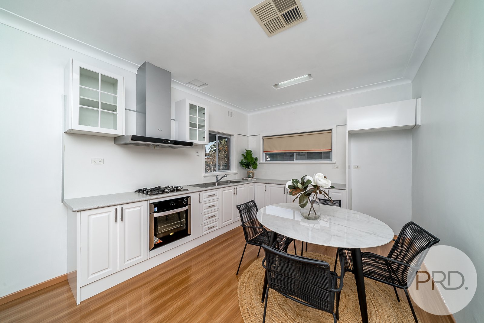 18 Higgins Avenue WAGGA WAGGA 4