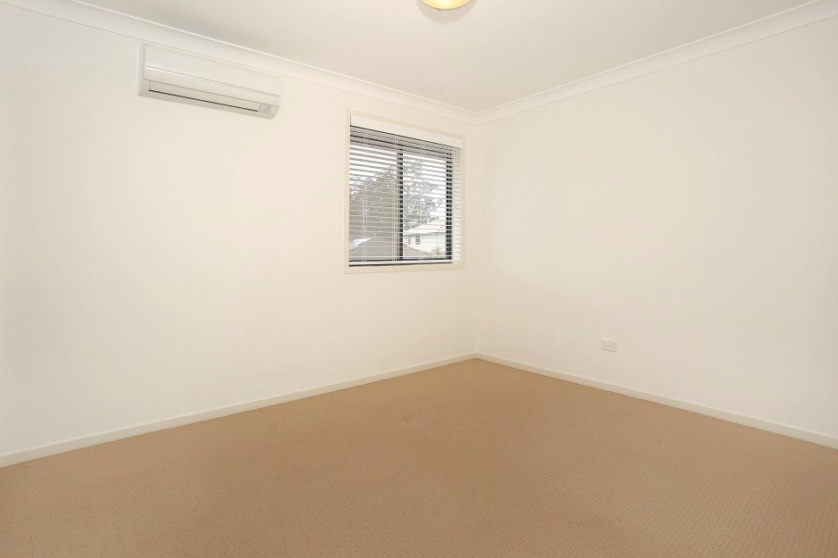 18 Highcrest Circuit MOLENDINAR 16