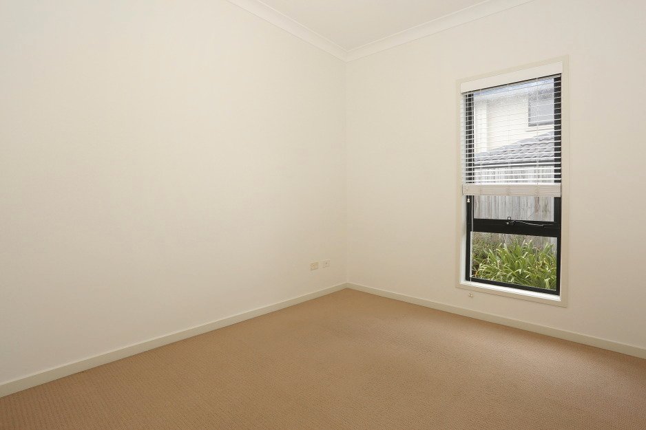 18 Highcrest Circuit MOLENDINAR 12