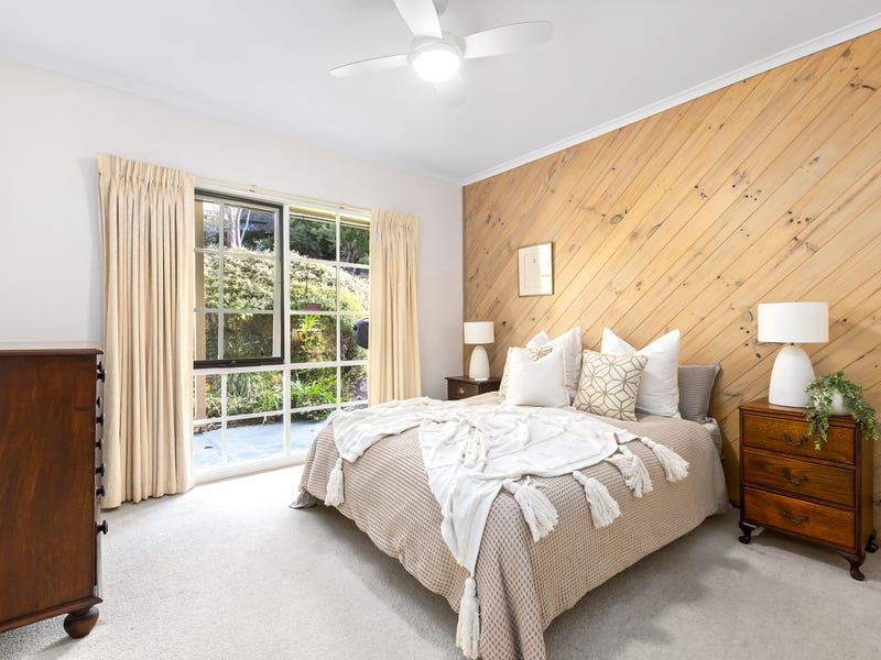 Real Estate and Property in 18 Hillcrest Road, Warrandyte South, VIC