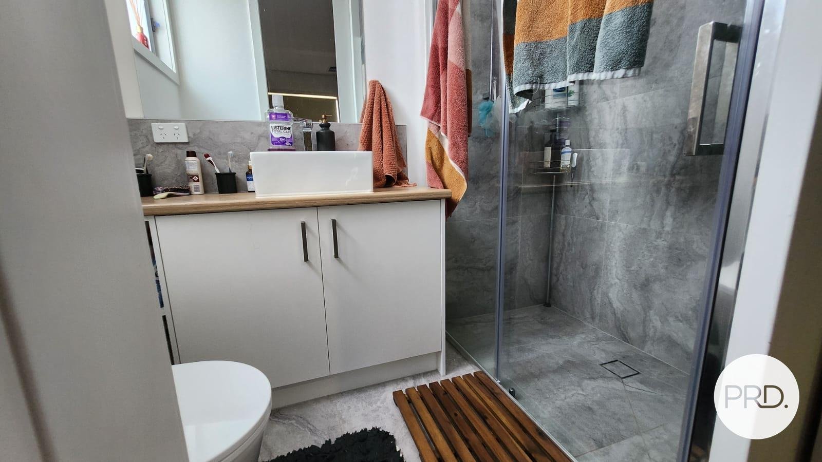 18 Hillsborough Avenue SHEPPARTON 6