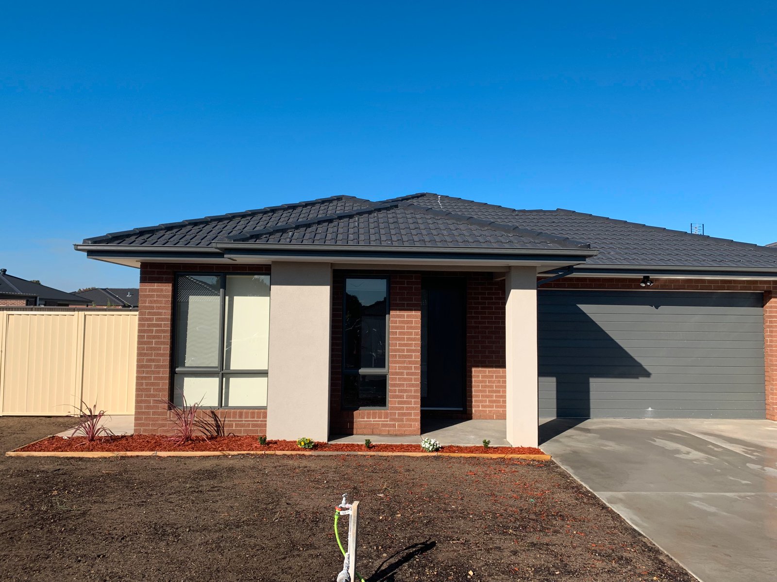 18 Hillsborough Avenue SHEPPARTON 2