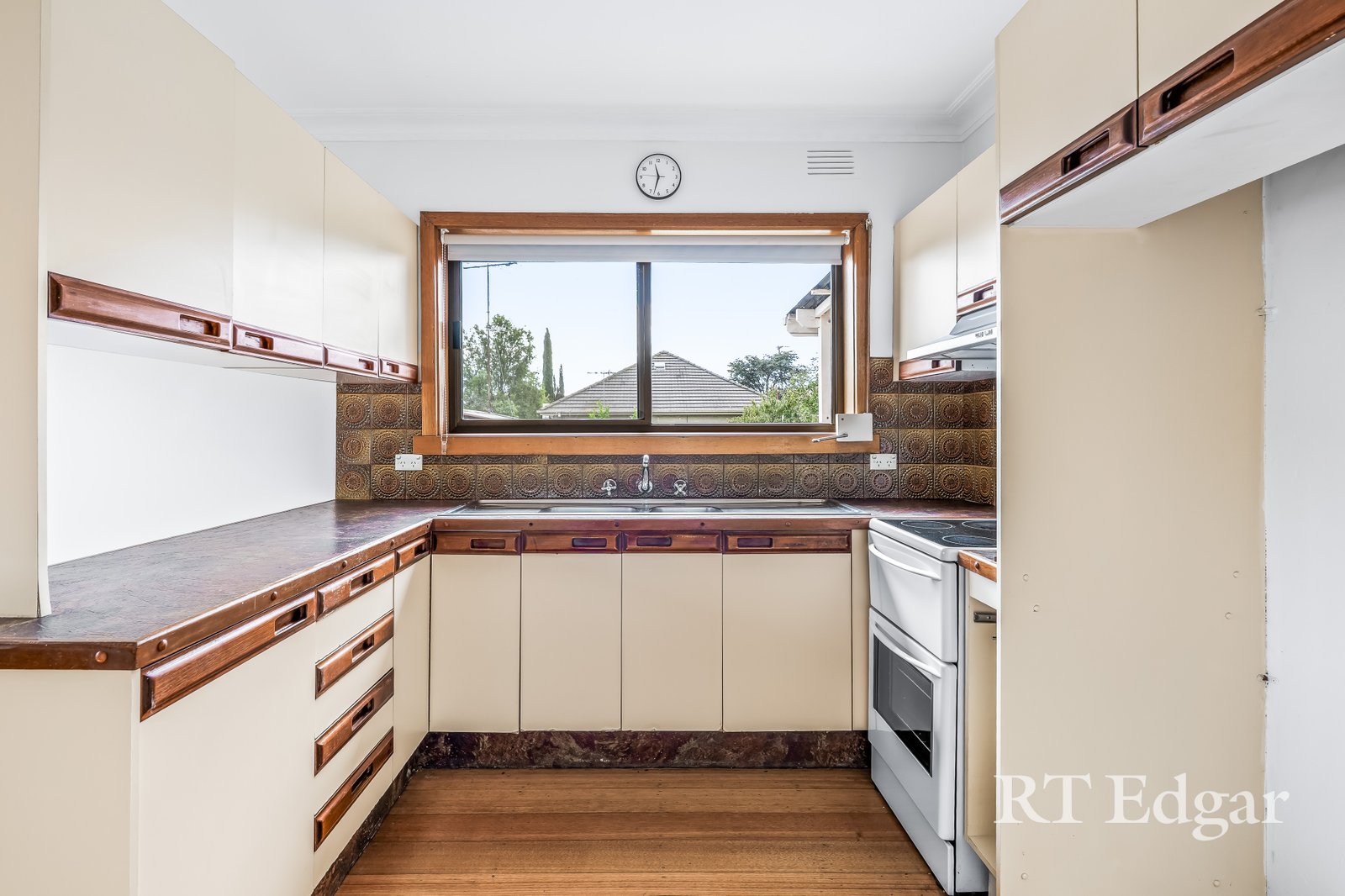 Real Estate and Property in 18 Hodson Street, Preston, VIC
