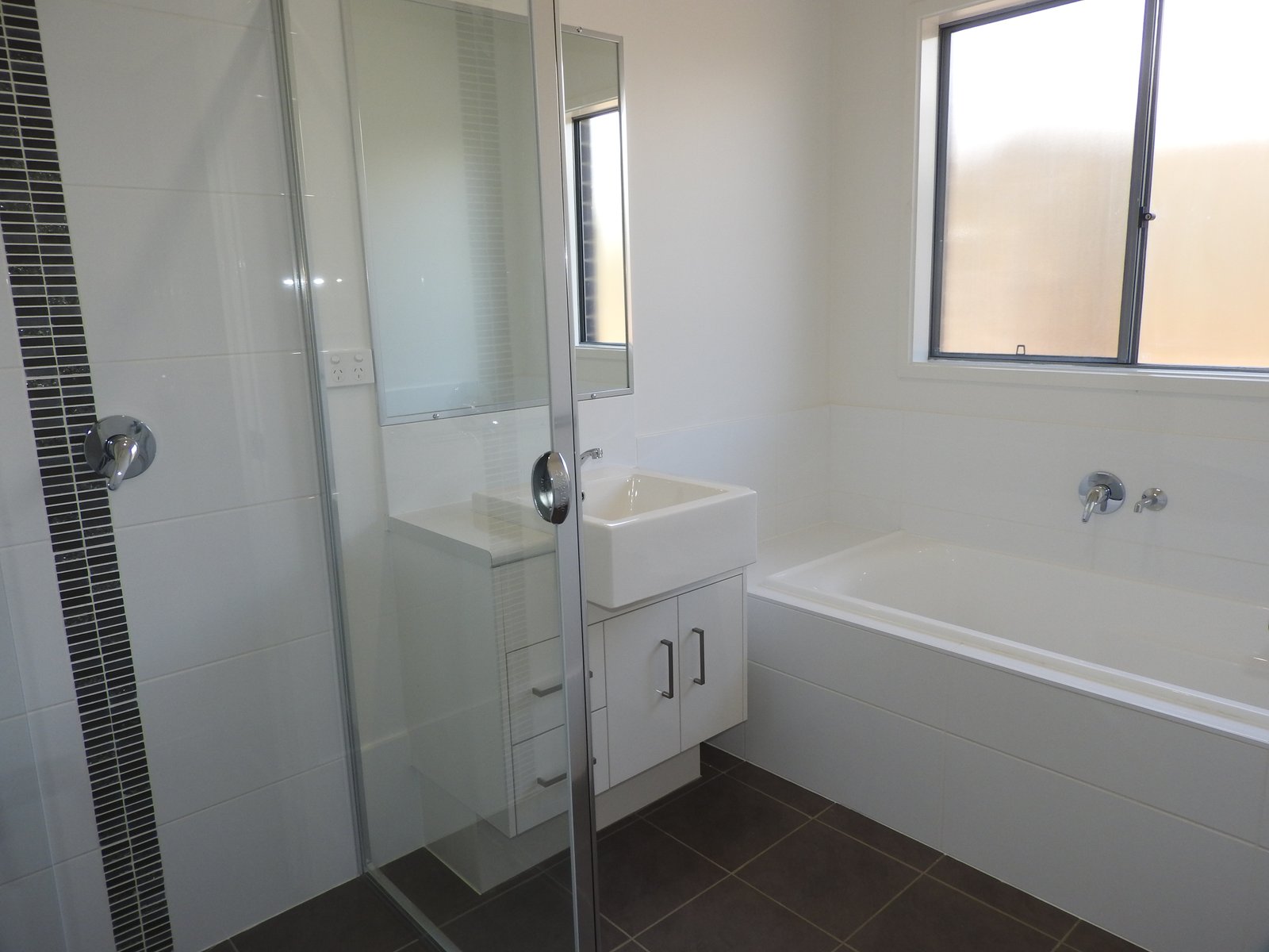 18 Holland Circuit Gillieston Heights 7