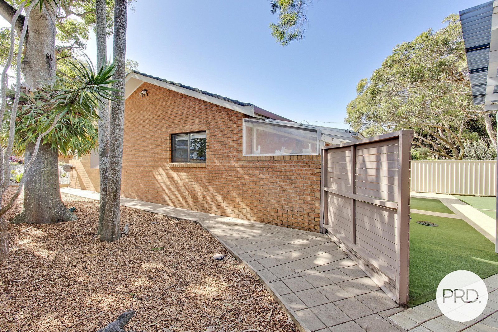 1/8 Hope Close DUNBOGAN 17