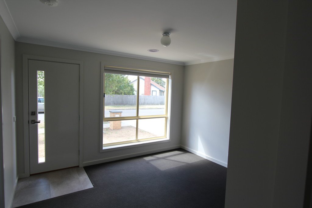 18 Hyacinth Grove WENDOUREE 2