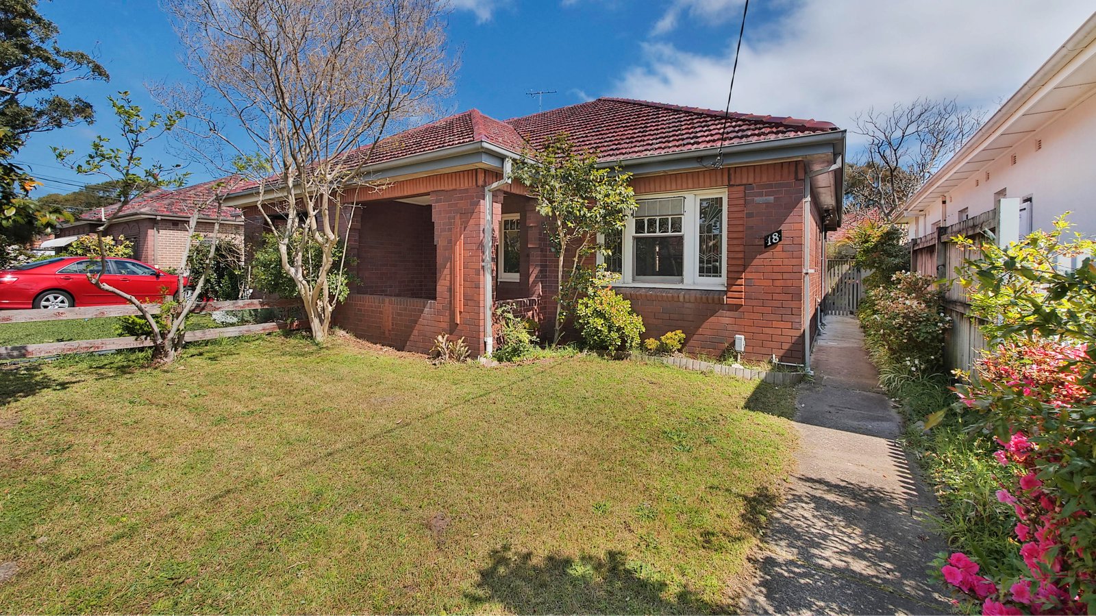 18 Ian Street MAROUBRA 1