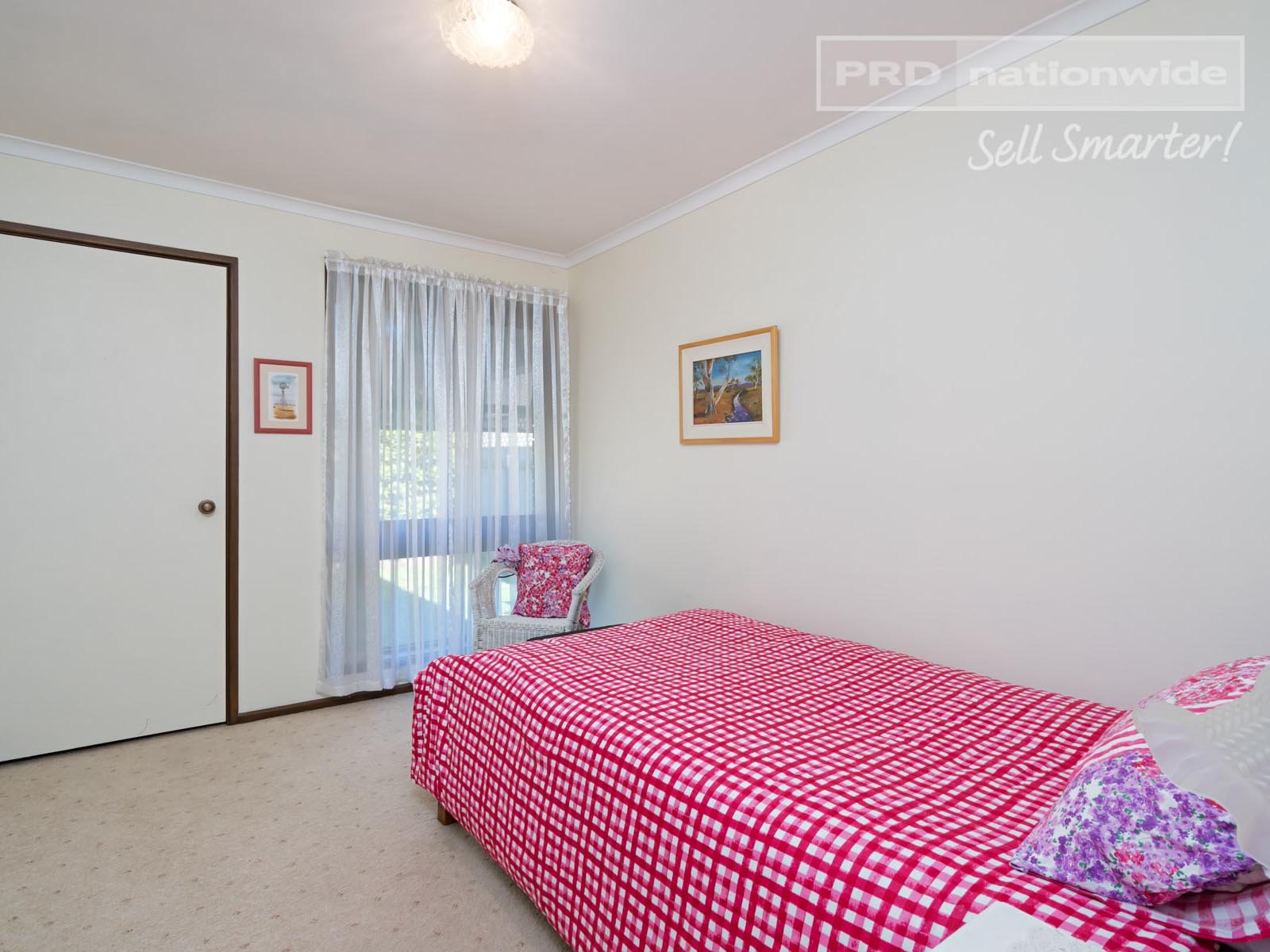 18 Ilex Street LAKE ALBERT 9
