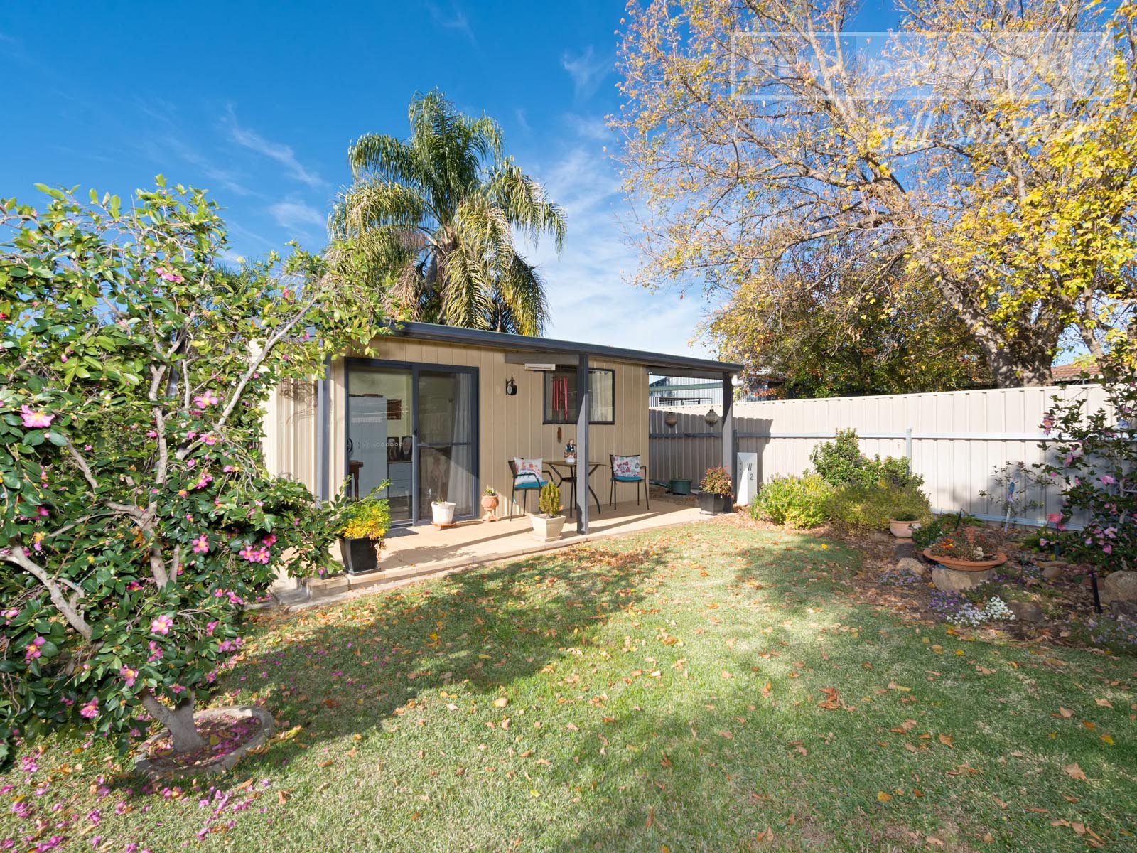 18 Ilex Street LAKE ALBERT 12