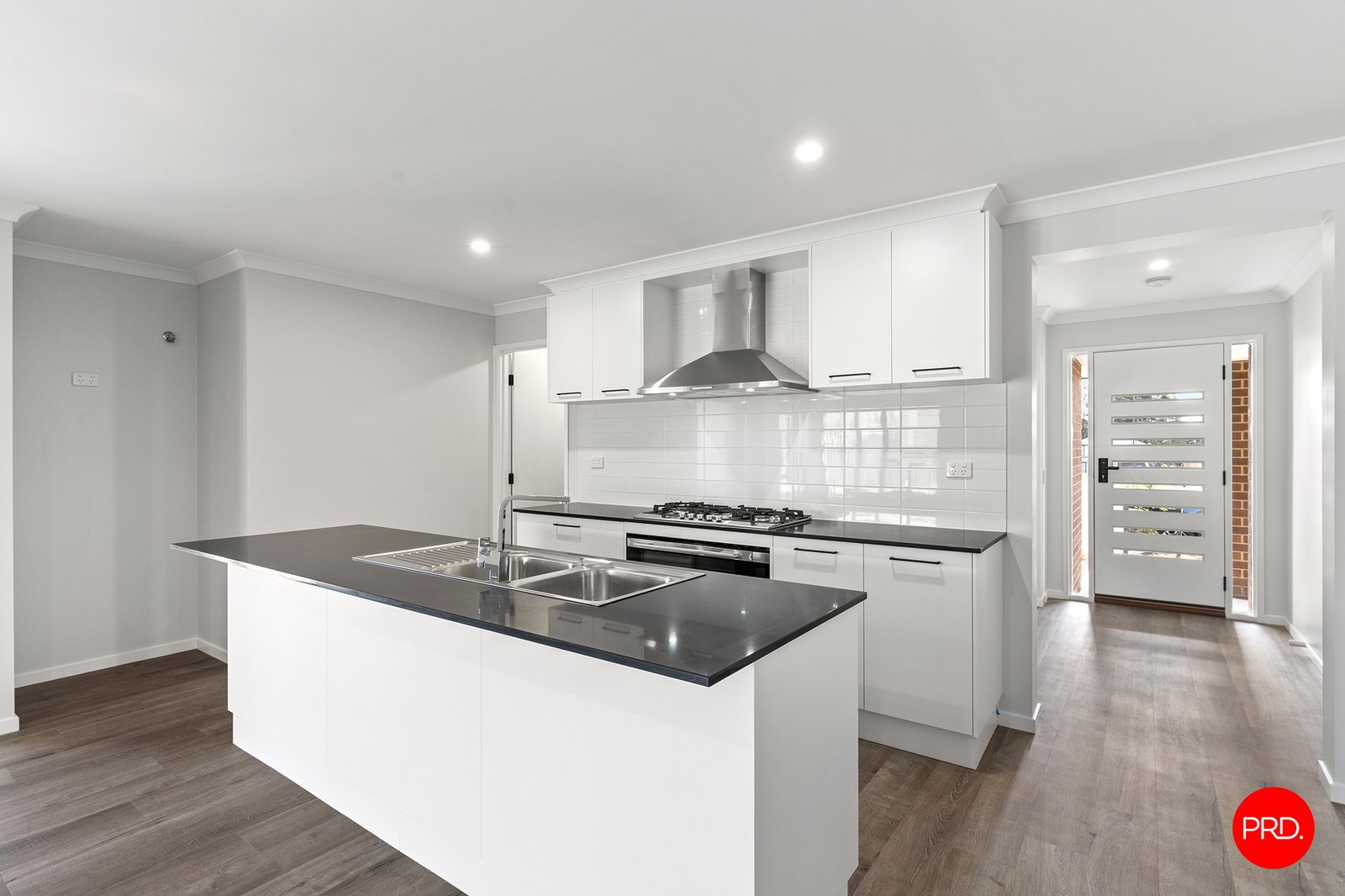 18 Imagine Drive STRATHFIELDSAYE 4