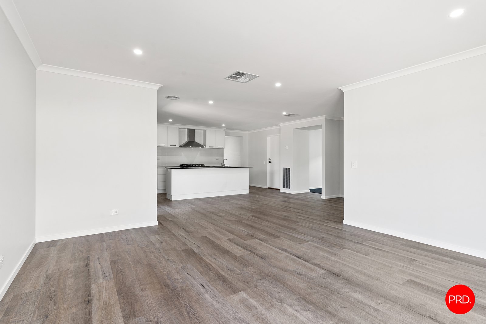 18 Imagine Drive STRATHFIELDSAYE 5