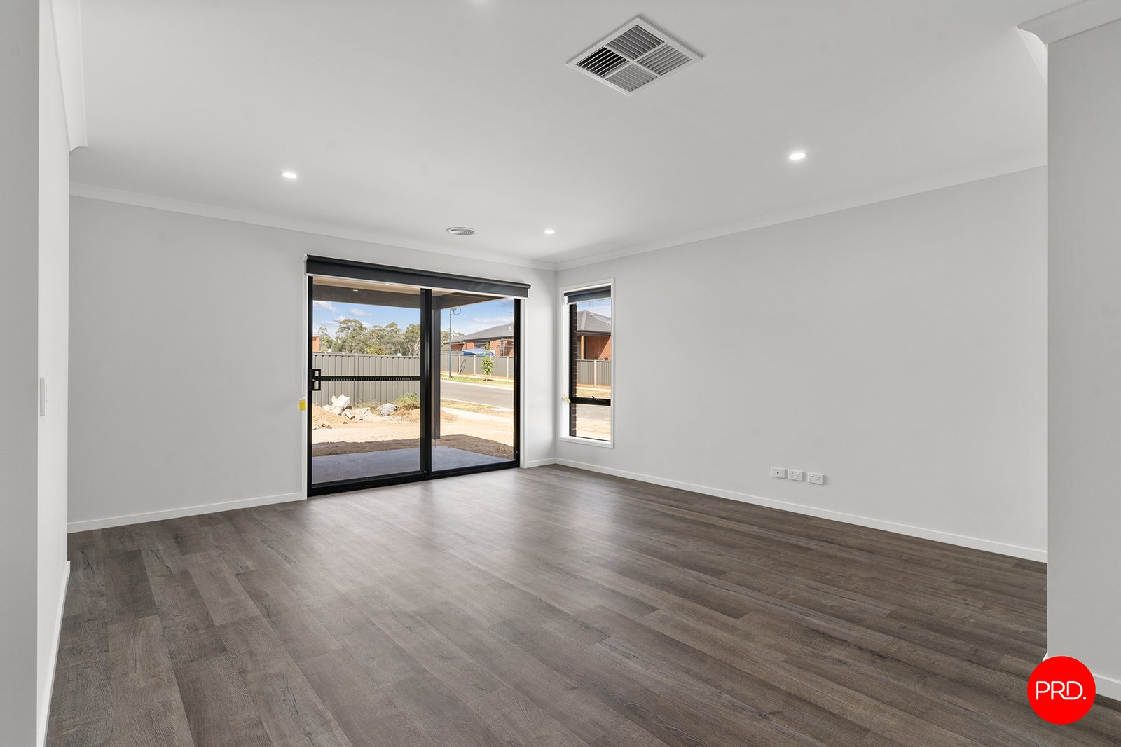 18 Imagine Drive STRATHFIELDSAYE 6