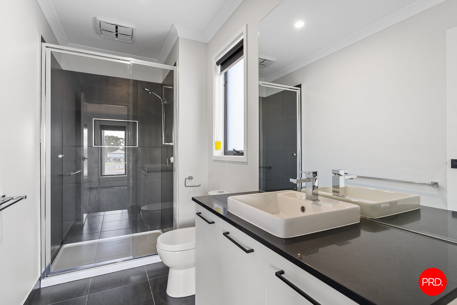 18 Imagine Drive STRATHFIELDSAYE 10