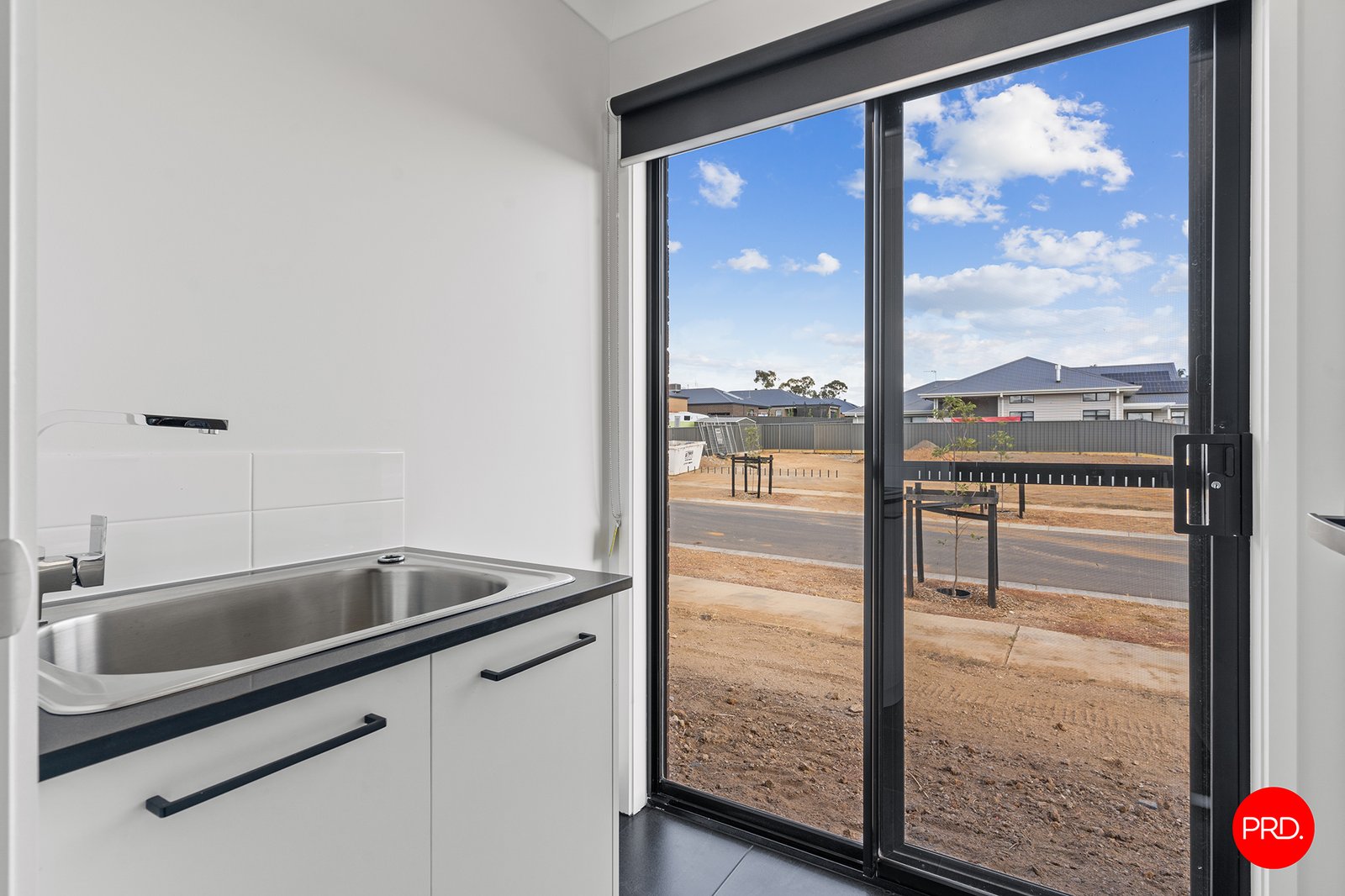 18 Imagine Drive STRATHFIELDSAYE 16