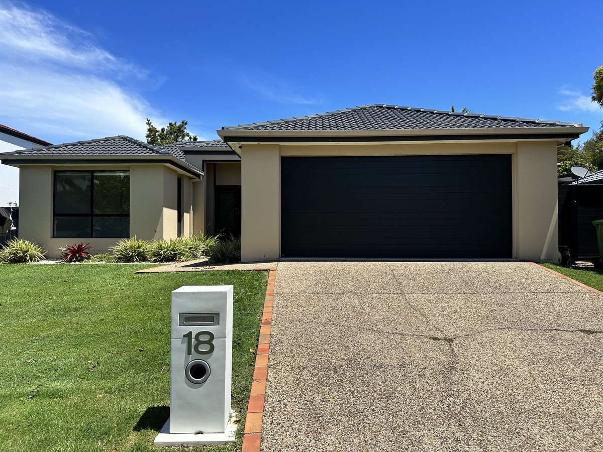 18 Islander Court Burleigh Waters 15