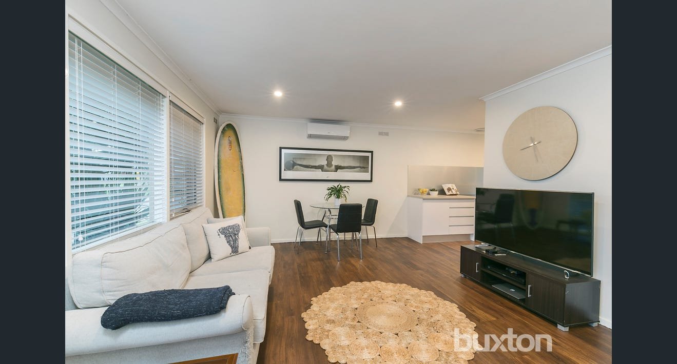 Gallery: 18 Jacksons Road